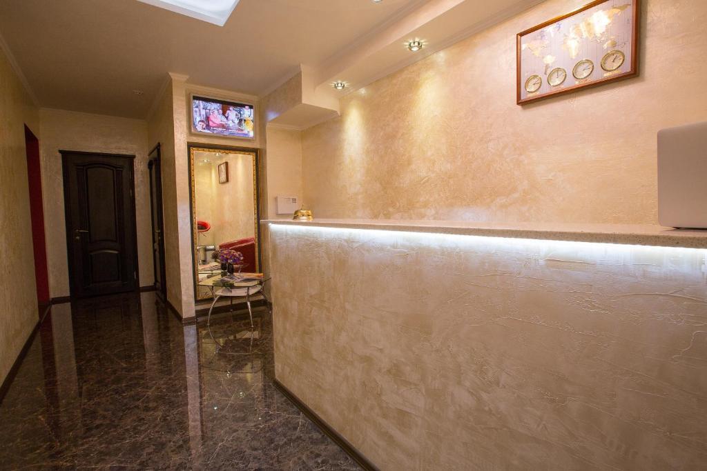 Royal Hotel Zaporizhia Bagian luar foto